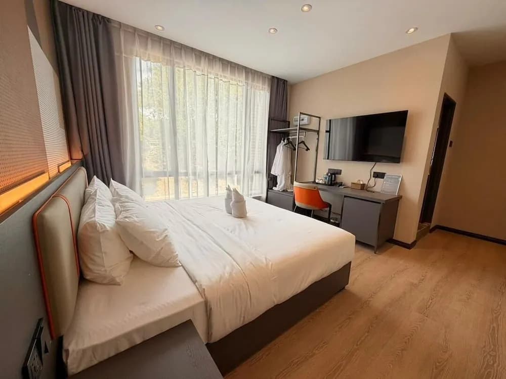 I-Fly Hotel - photo 2
