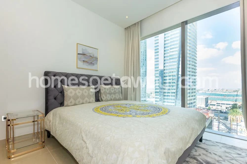 Homesgetaway- 2BR in Marina Gate Tower 2 - photo 5