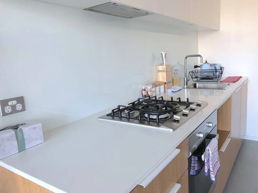 Modern Docklands Apartment in CBD - photo 15