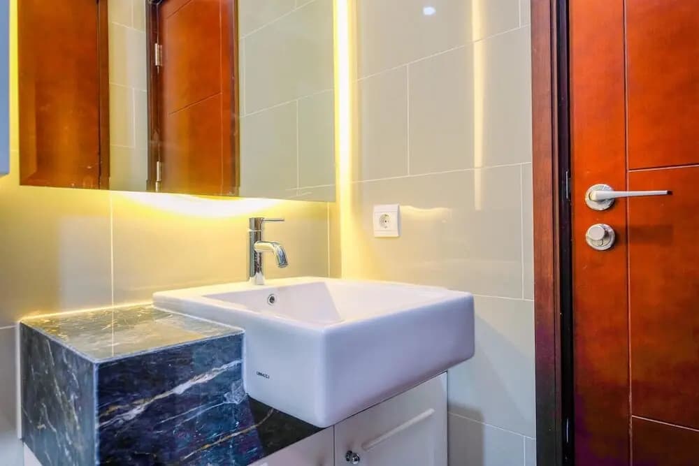 Spacious And Nice 2Br Apartment At Permata Hijau Suites - photo 9