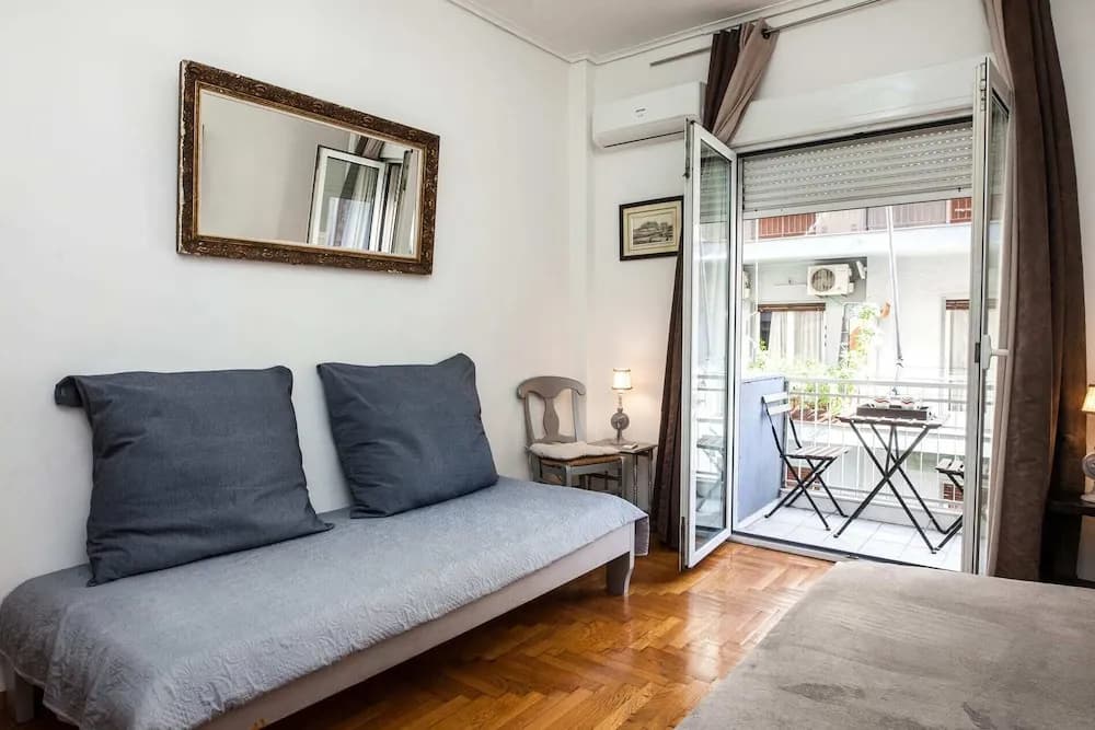 Gorgeous 2 bedrooms apt at Exarcheia - photo 5