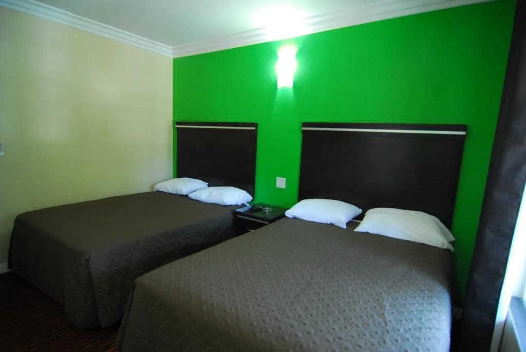 Studio City Inn - photo 12