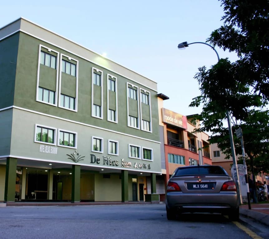 Hotel O D Nice Inn Hotel - photo 1