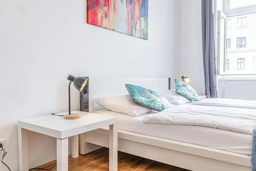 Comfy 2BR Flat Belvedere Vicinity - photo 5