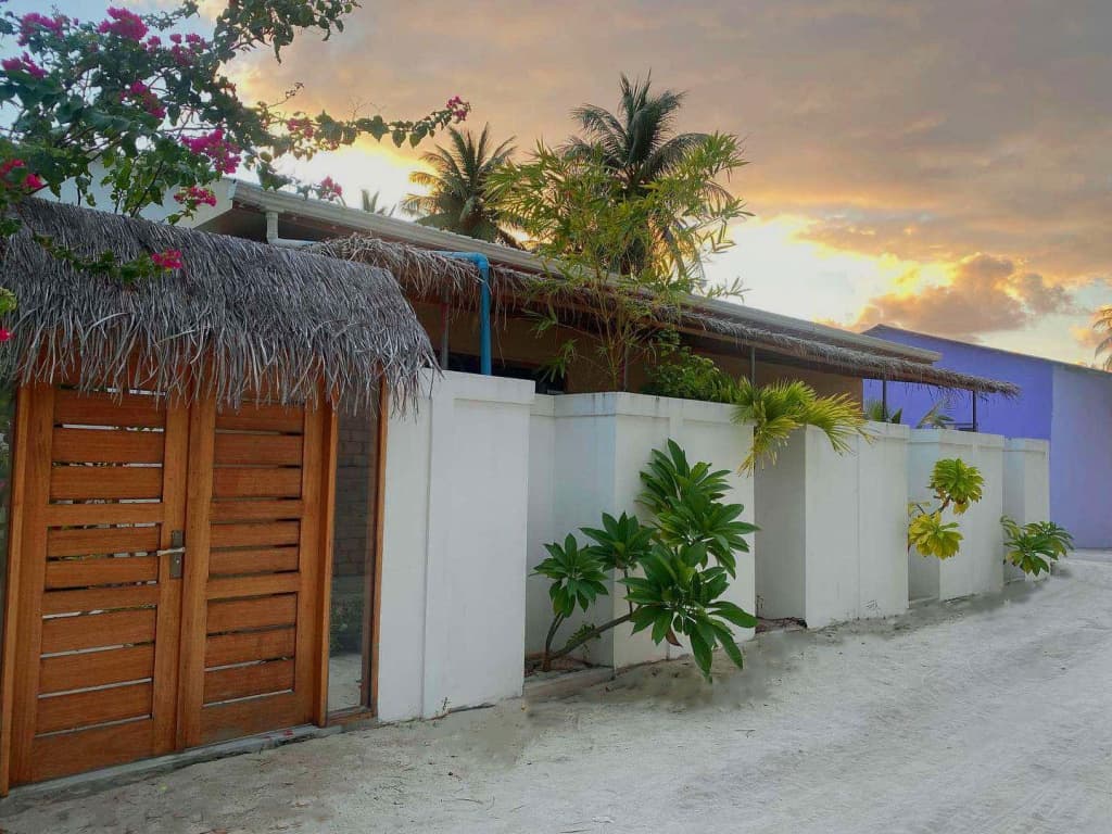 Sands Inn - photo 4