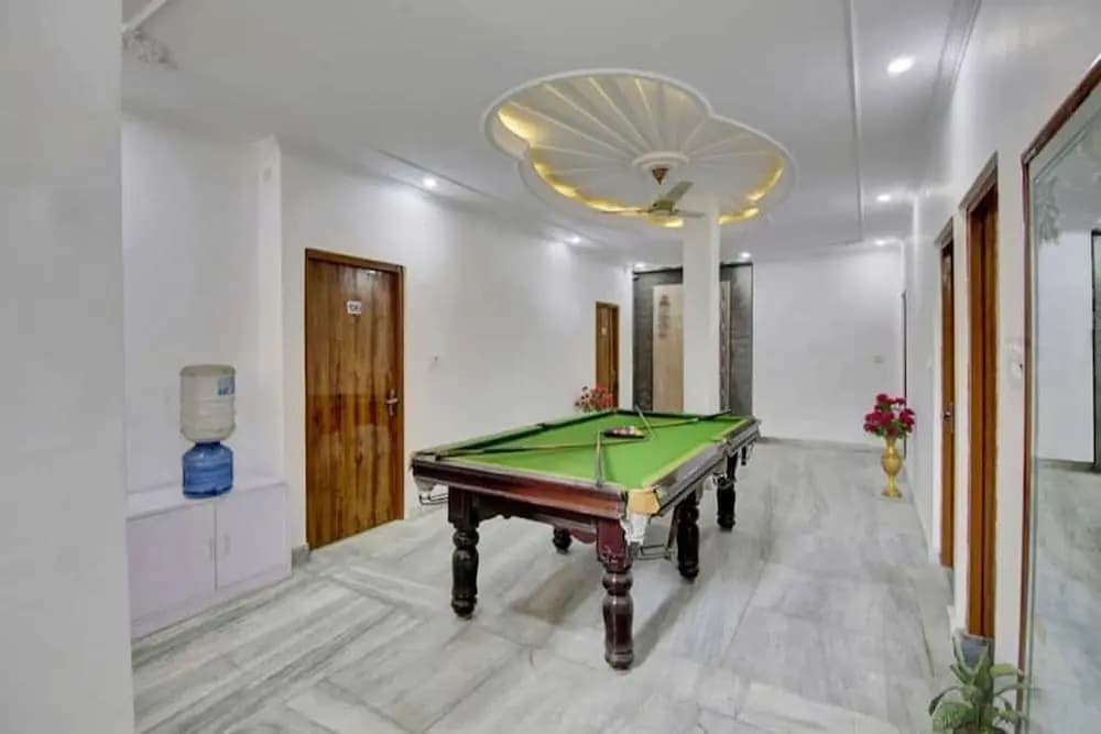 Hotel Grand - photo 12