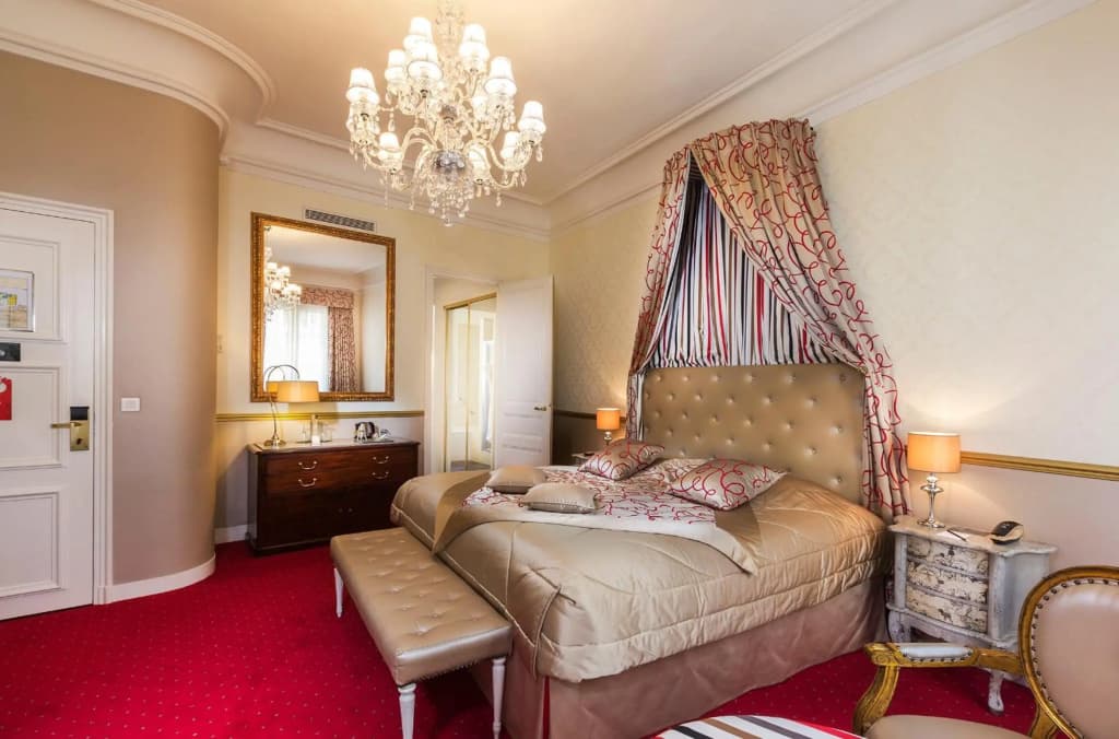 Hôtel Claridge - photo 39
