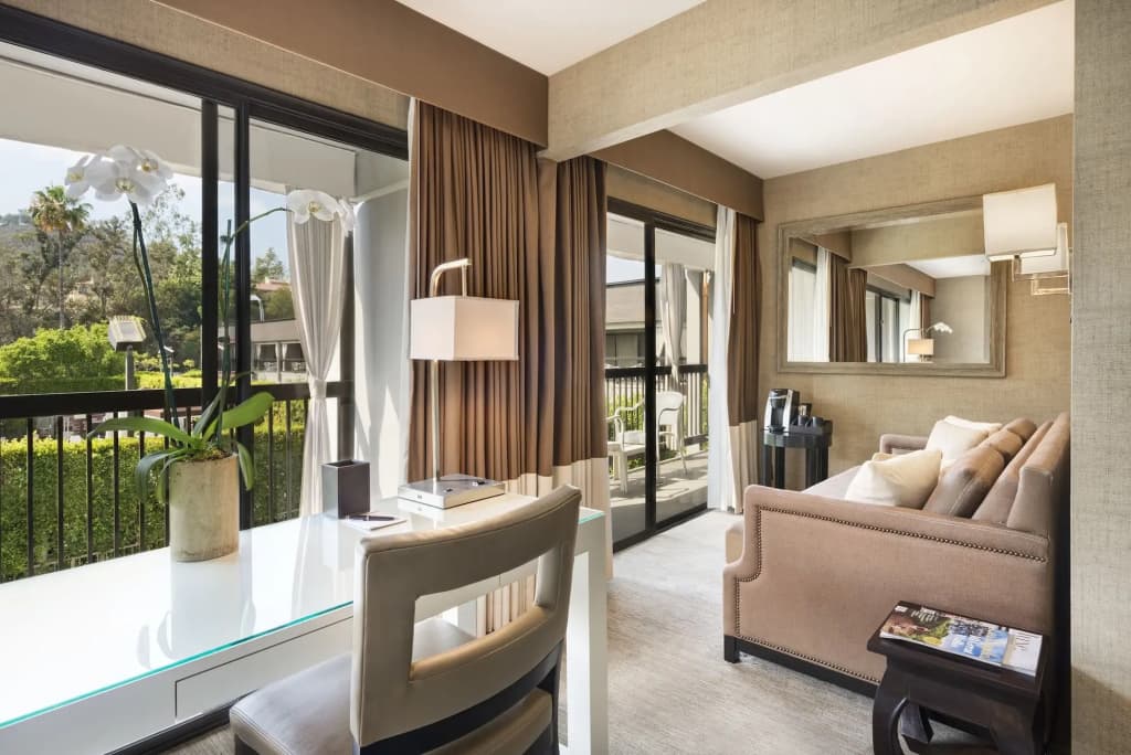 Luxe Sunset Boulevard Hotel - photo 8