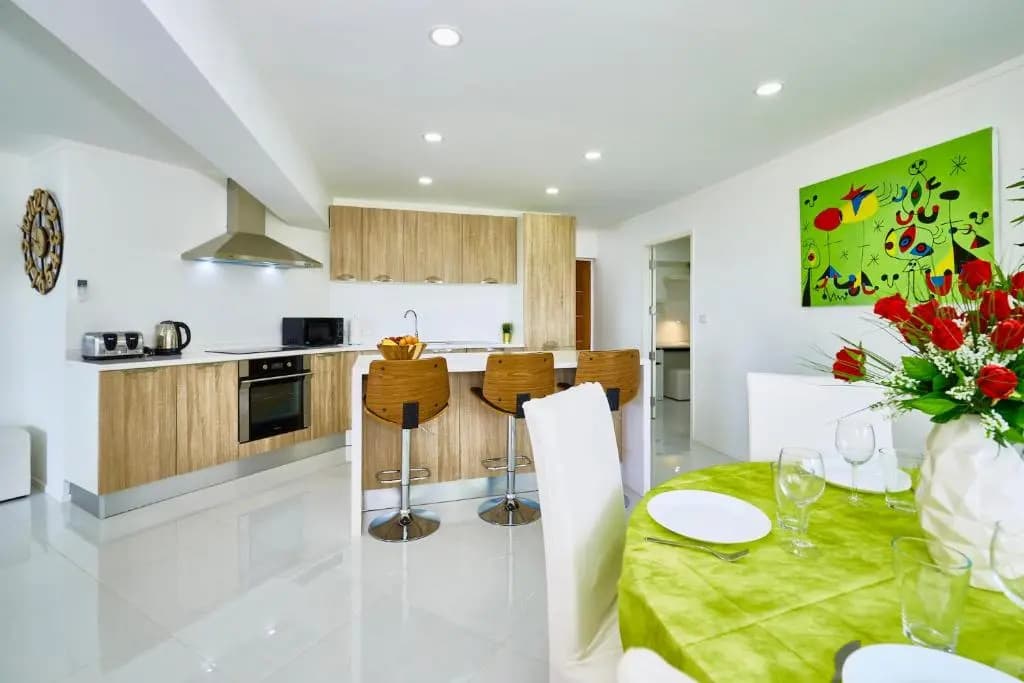 LUXURIOUS APARTMENT at VILLA NAVIN, 30's JOMTIEN BEACH - photo 16