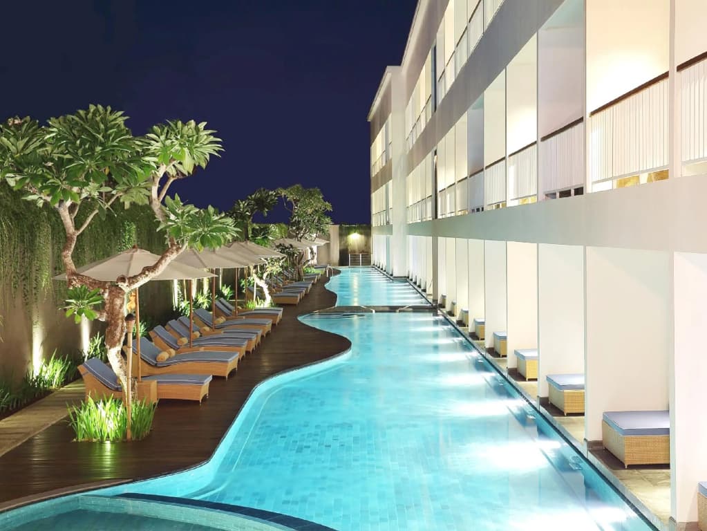 Ossotel Legian Bali - photo 17