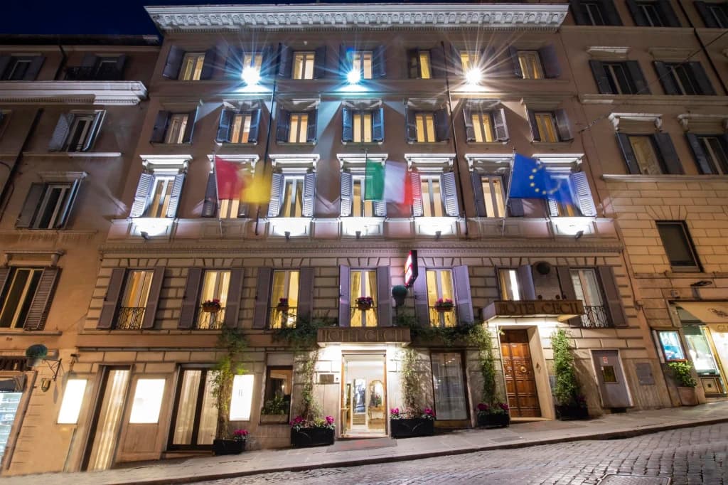 Hotel Cecil - photo 32