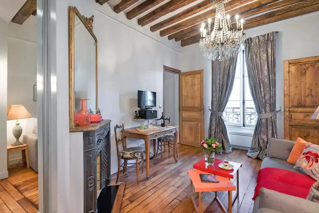 Charming apartment rue de Bretagne (Saintonge) - photo 3
