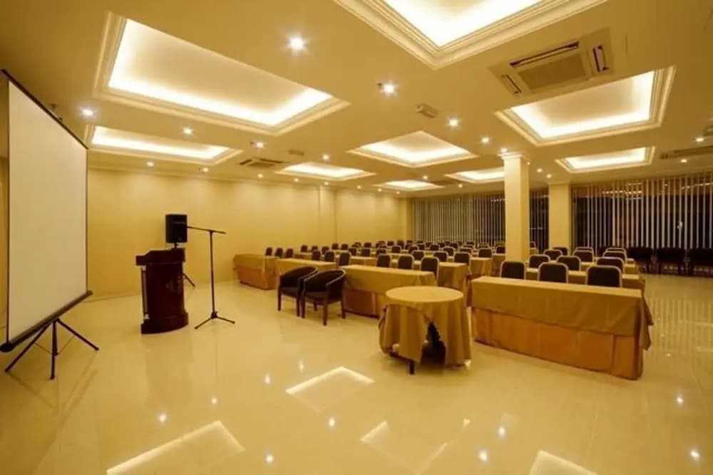 Sahabat Guesthouse - photo 11