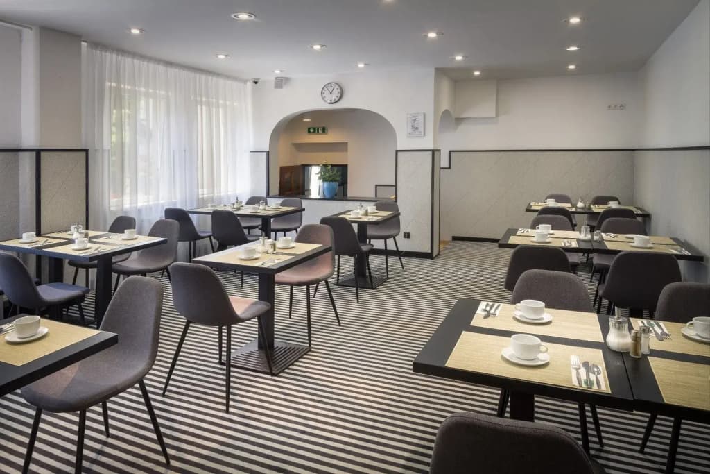Hotel White Lion - photo 18