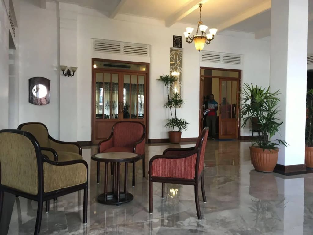Shalimar Hotel - photo 12