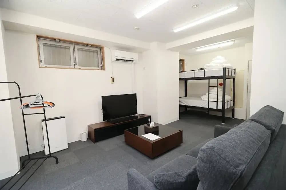 Yam's Cabin - photo 5
