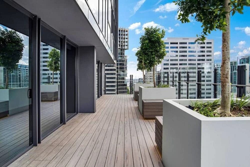 DreamHost Apartments at Carlson View - photo 9