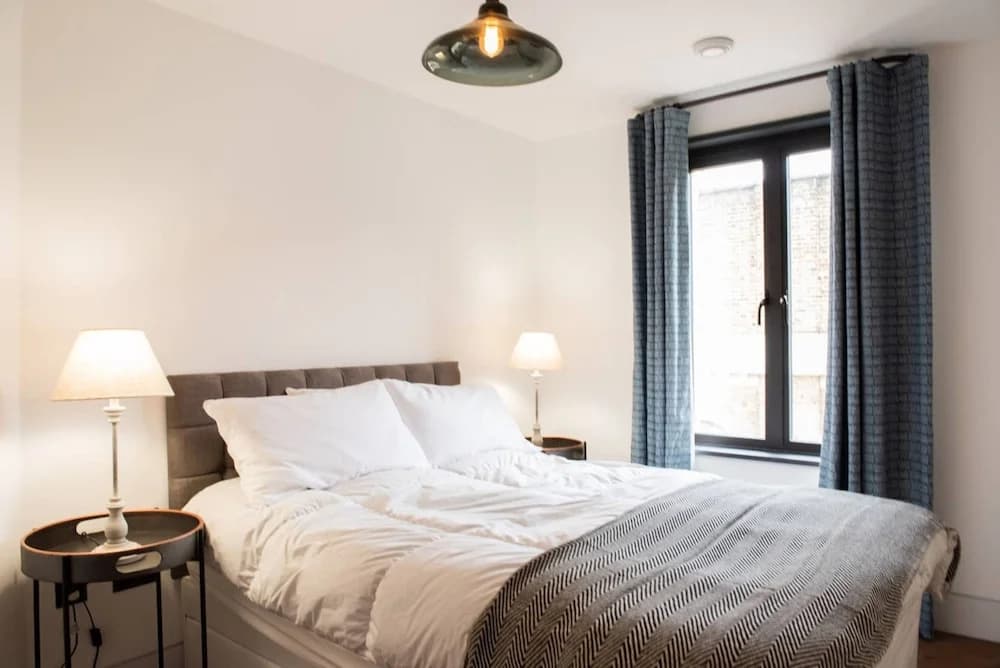 Stunning 2 Bedroom Flat in Farringdon - main photo