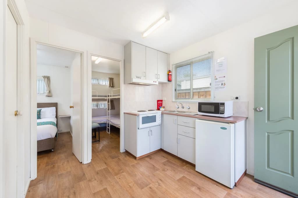 Kanasta Caravan Park - photo 12