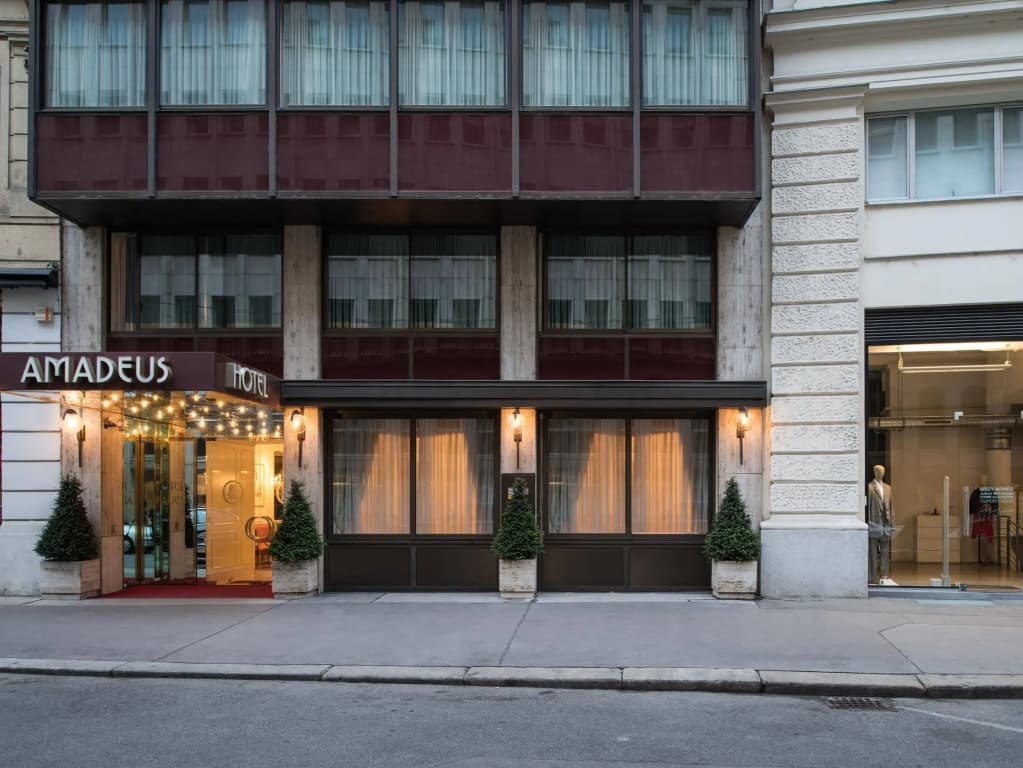 elaya hotel vienna city center, Trademark by Wyndham - photo 1