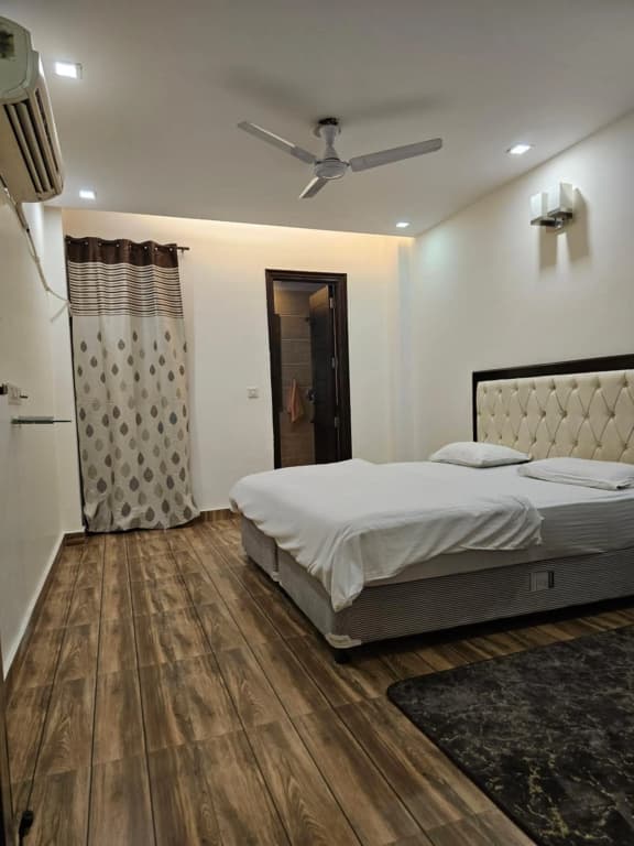 Luxurious 3Bhk Apartment! - photo 32