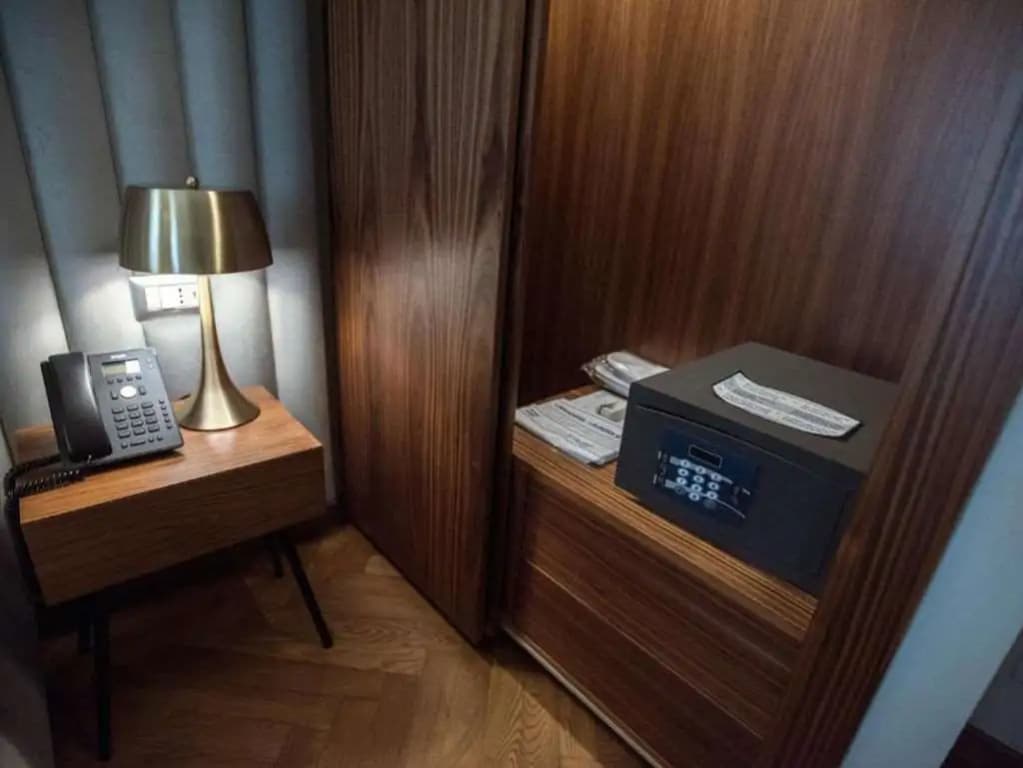 Antico Albergo del Sole al Pantheon - photo 4