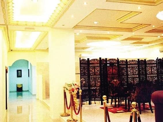 Royal Hotel Apartments - photo 6