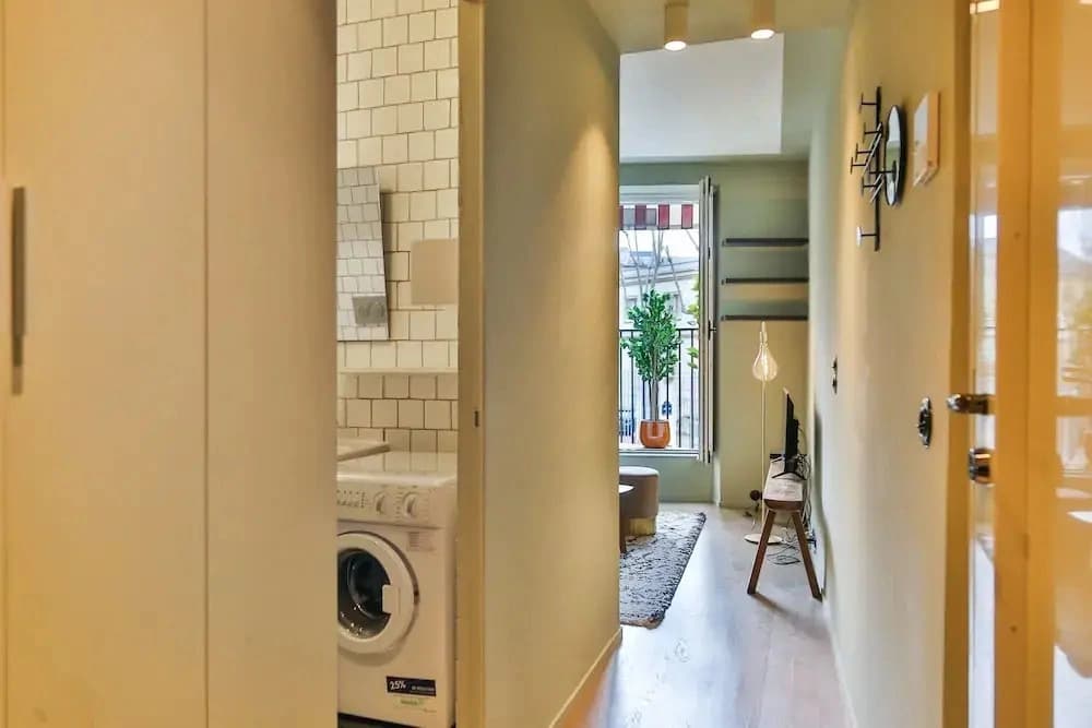 Mouffetard Terrace I Amazing 1 Bed Apt w Balcony - photo 5