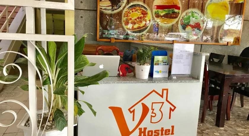 V3 Hostel - photo 11