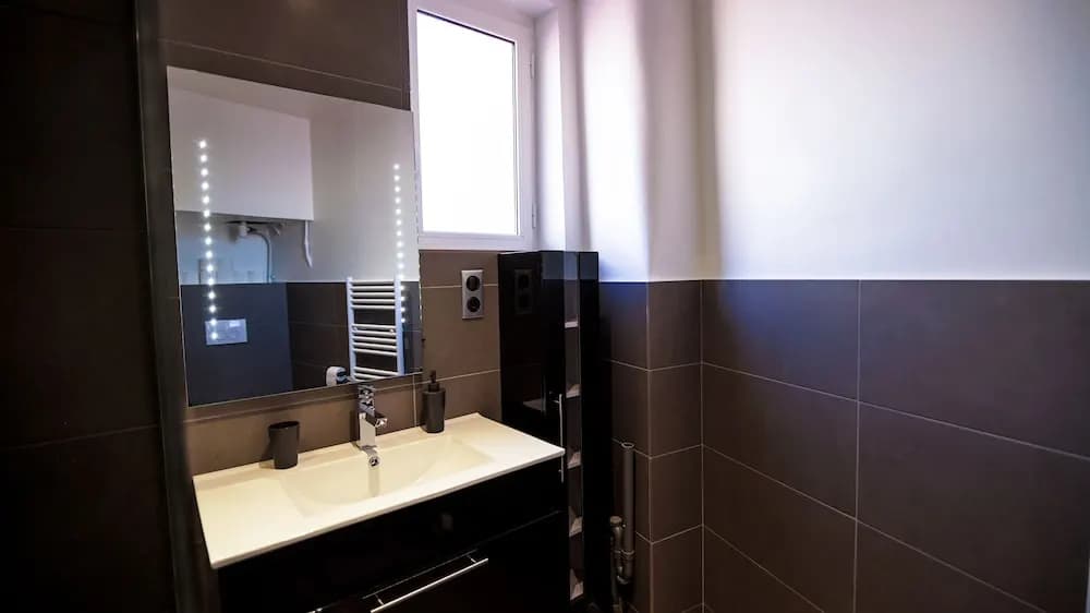 Centre Nice - Massena - 2 rooms - photo 7