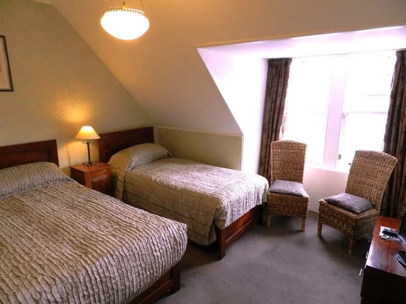 Balmoral Guest House - photo 2
