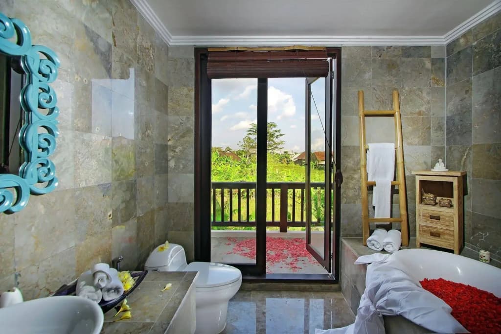 The Bale Tokek Villas - photo 11