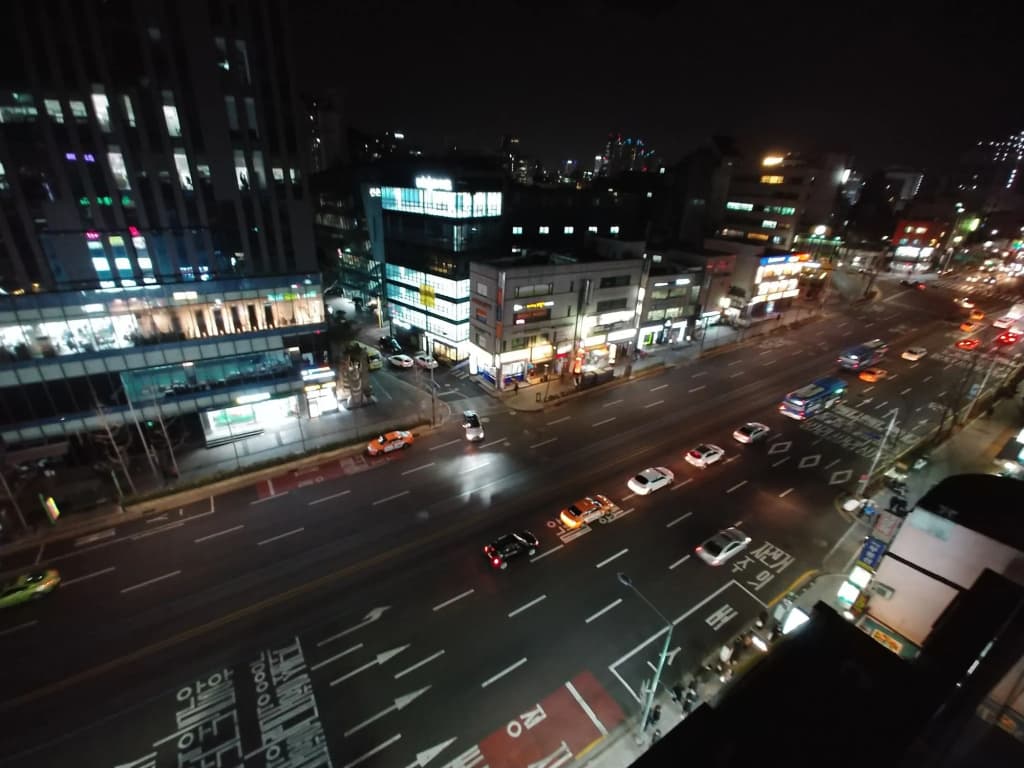 Roadhouse Shinchon - Hostel - photo 12