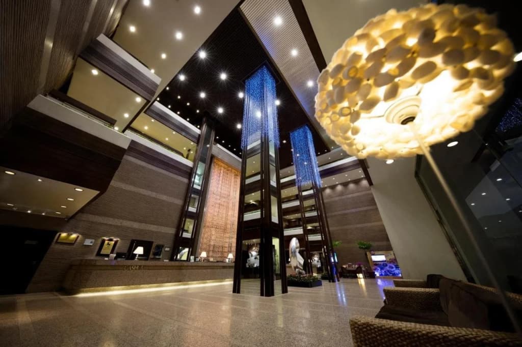 Regal Riverside Hotel - photo 18