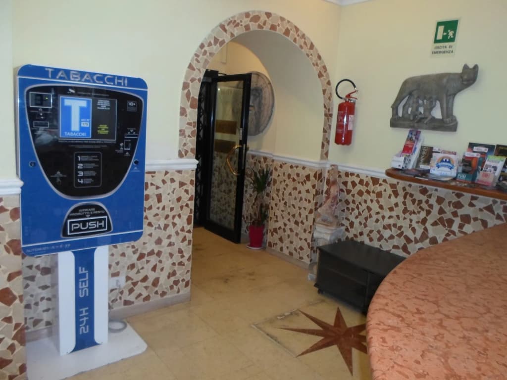 Alex Romano Hotel - photo 15