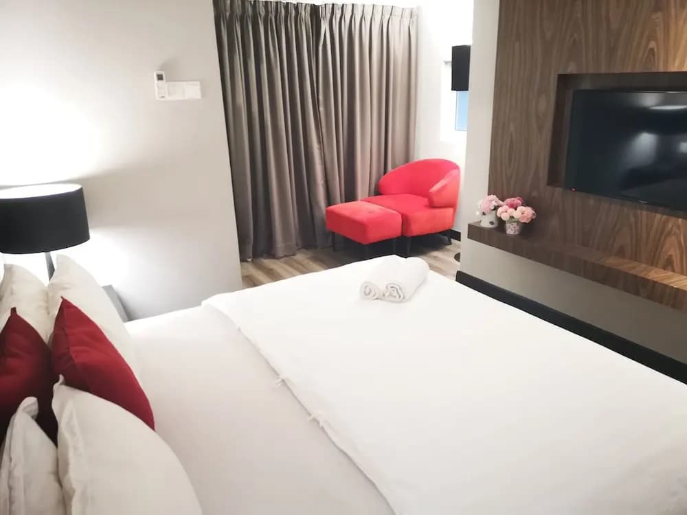 Summertime Maritime Suites - photo 6