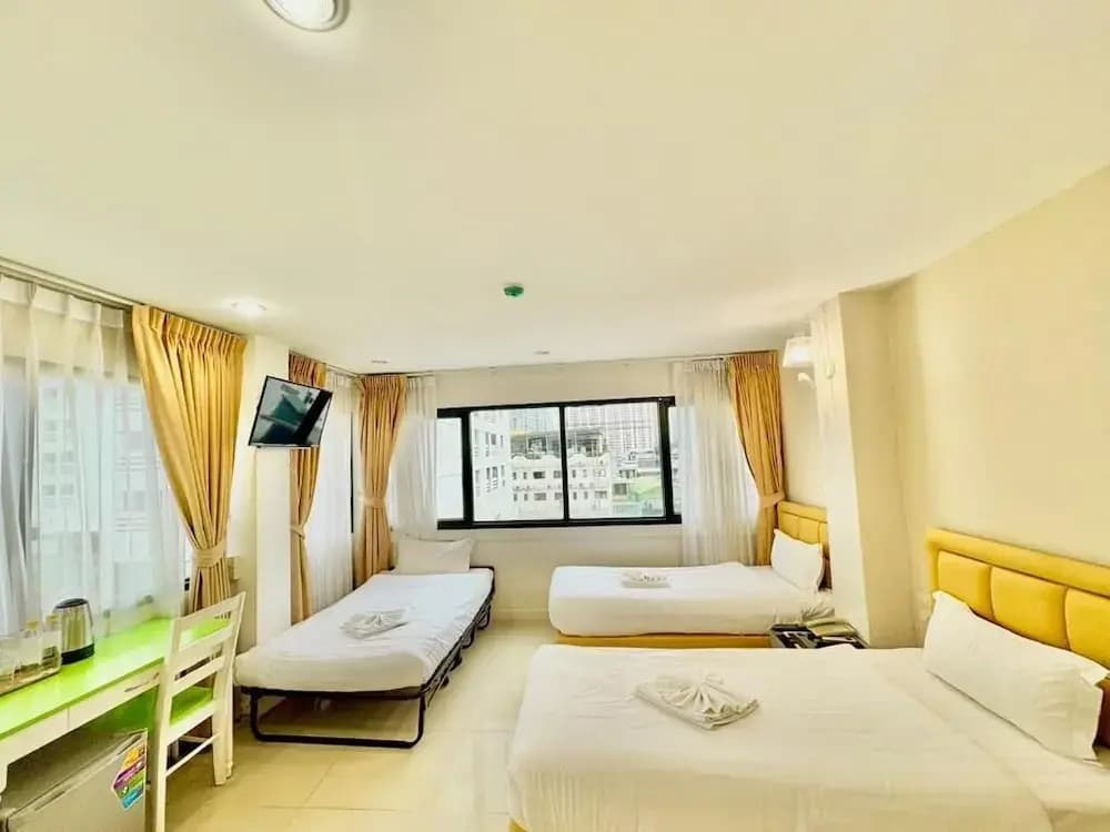 ABCYQ Hotel - photo 4