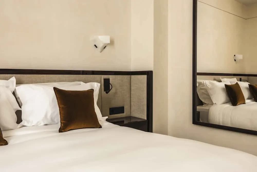 Mondovi Luxury Suites - photo 6