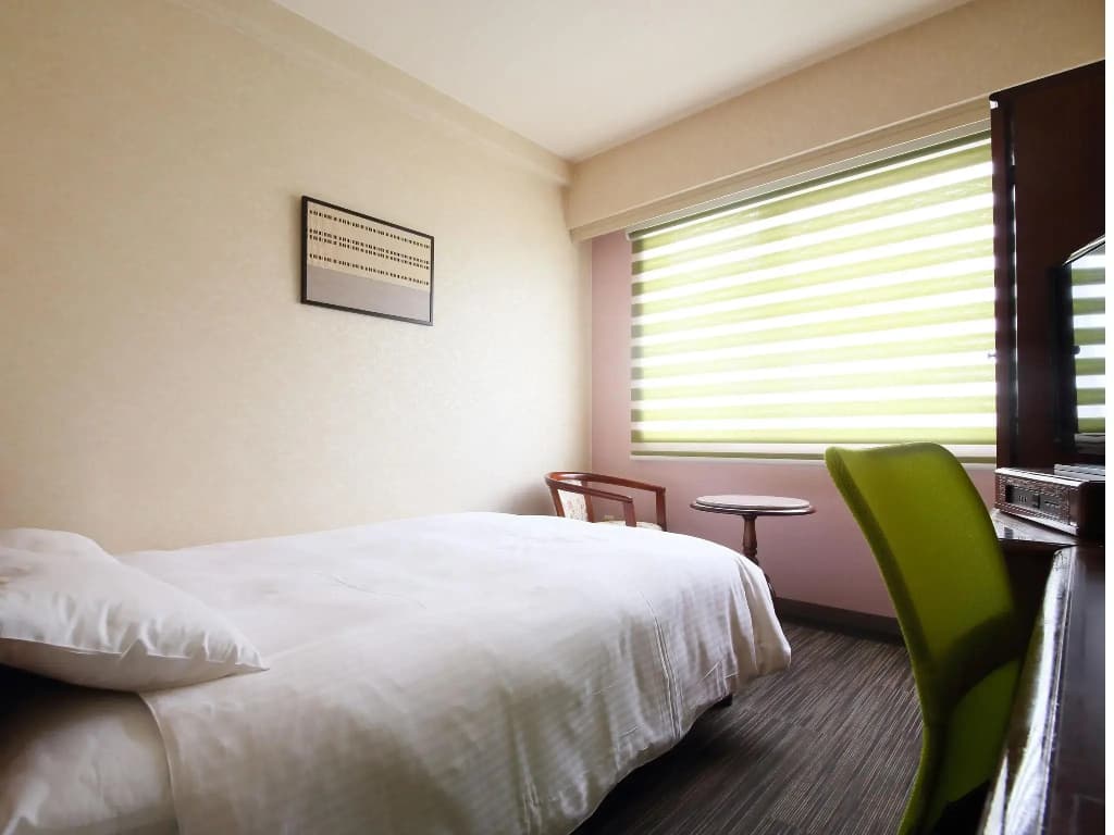 Hotel Claiton Shin-Osaka - photo 27