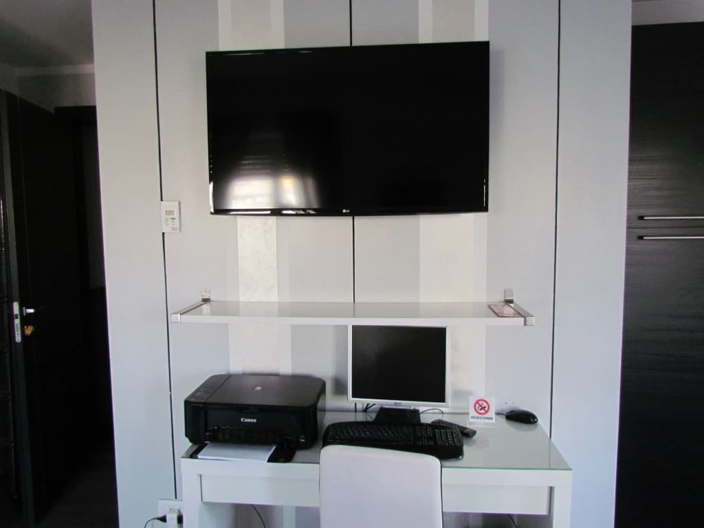 Brunelleschi Holidays Hostel - photo 3