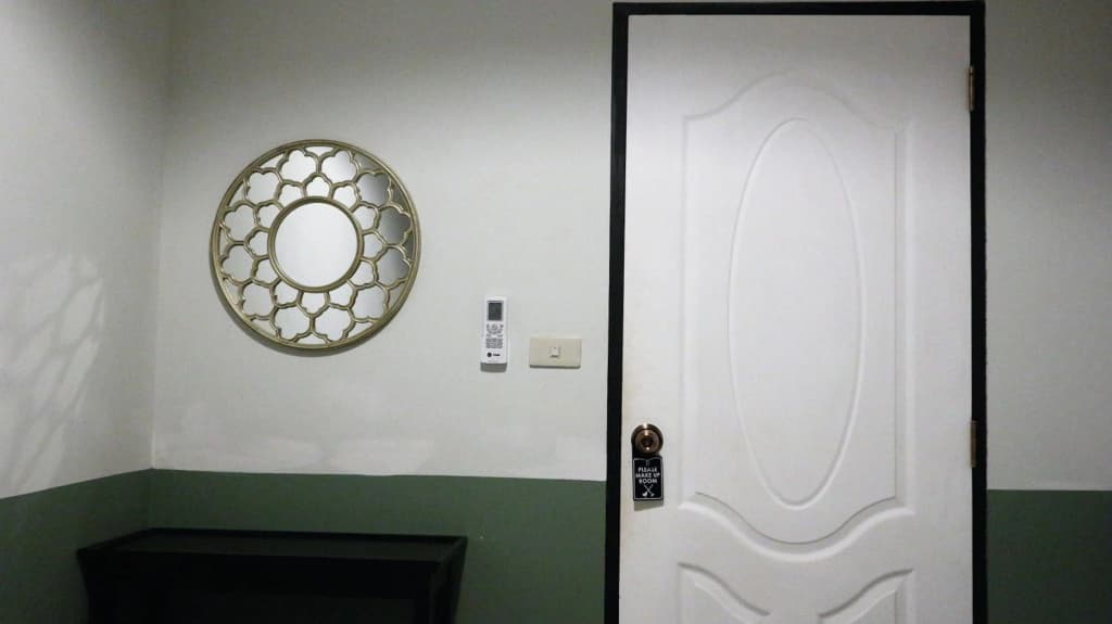 The Neighbors Hostel - Adults Only - photo 32