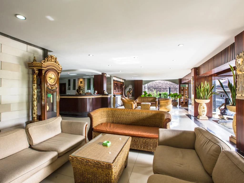 La Walon Hotel - photo 2