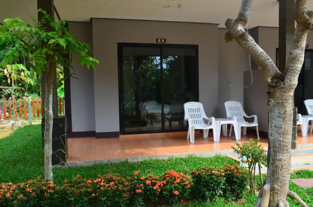 Lanta Nice Beach Resort - photo 18