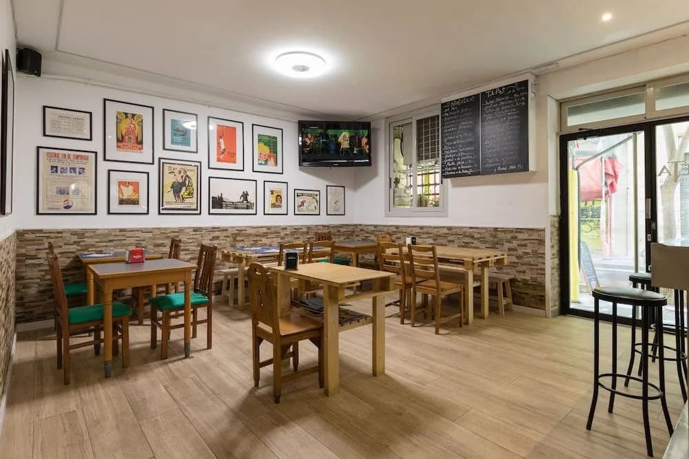 Hostal Oliveta - photo 21