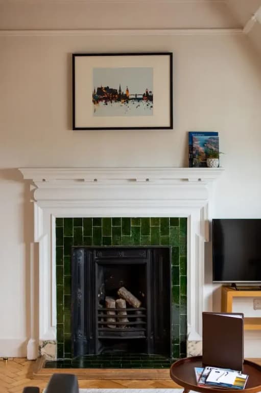 Linton Collection - The West Wing - photo 39