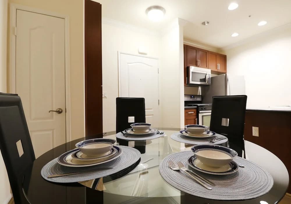 Downtown LA Artistic Apartments - photo 25