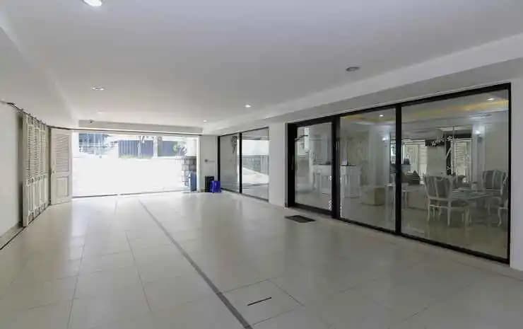 M Home - photo 11