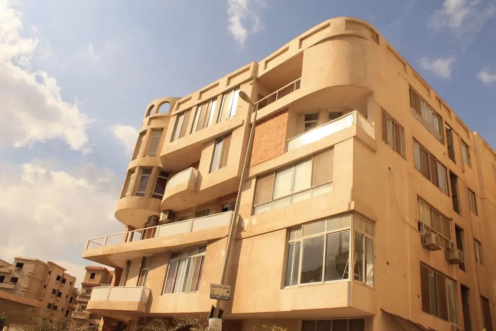 610 Residence - main photo