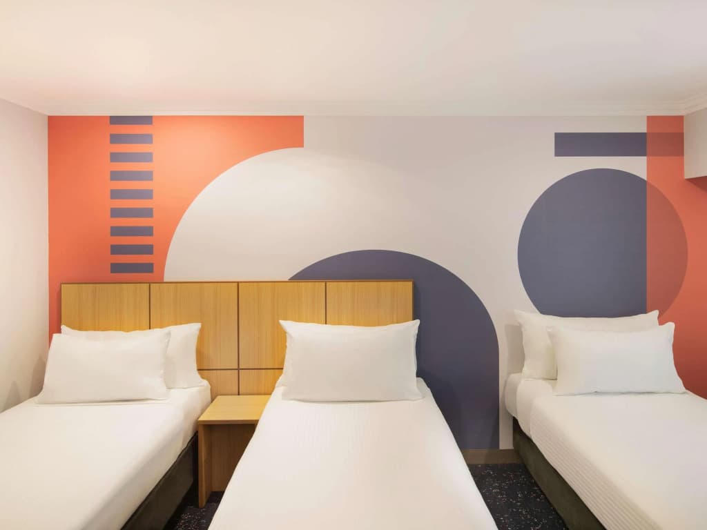 ibis Styles Sydney Central - photo 32
