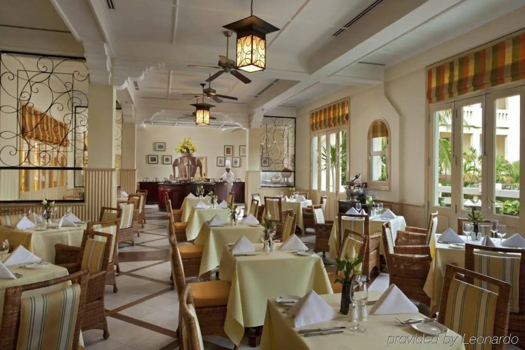 Raffles Grand Hotel d'Angkor - photo 18